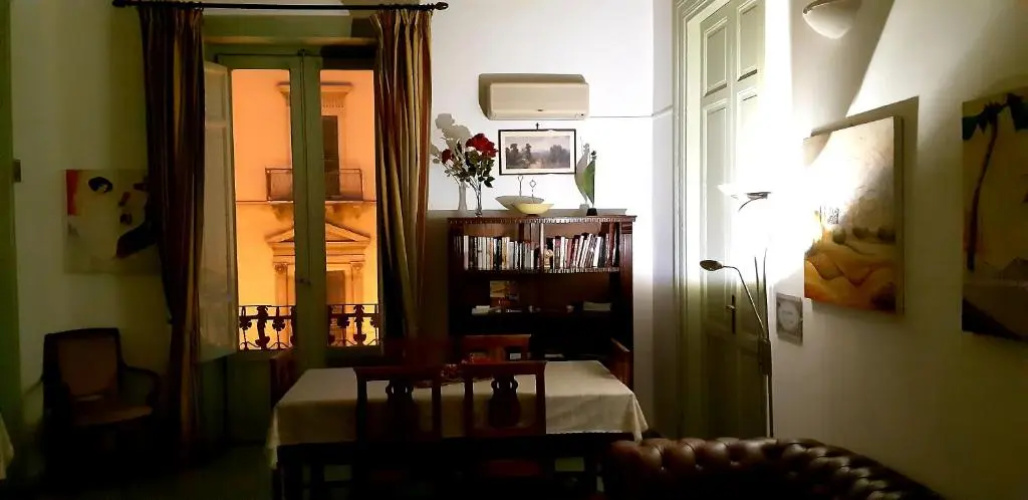 Cavour il Conte Camillo Bed&Breakfast