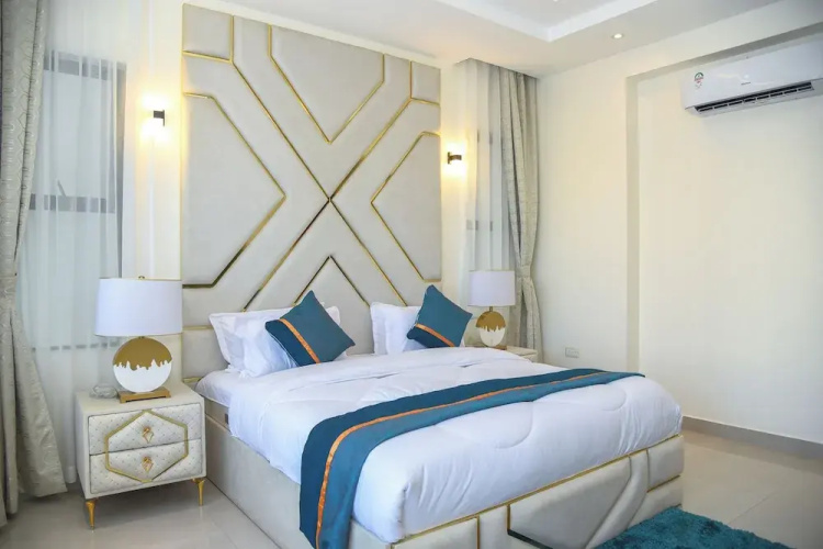 Mira Heights Suite & Conferencing