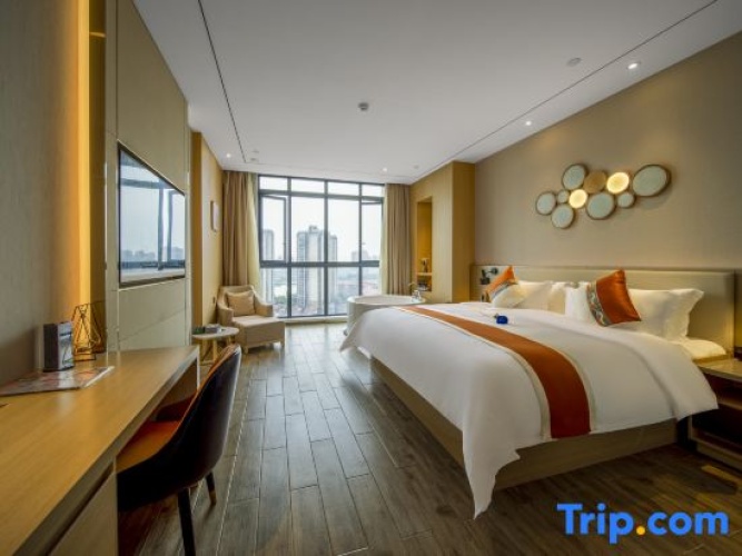Standard Double room with view