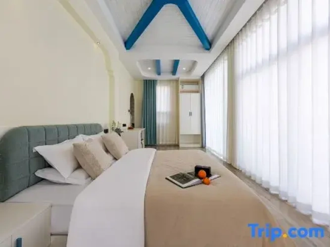 2 Bedrooms Suite with sea view