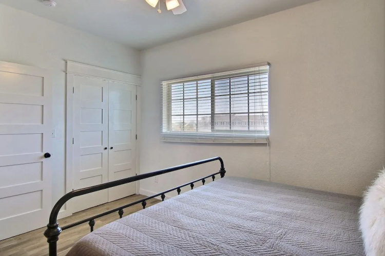 Three Keys Cottage 12 by RedAwning