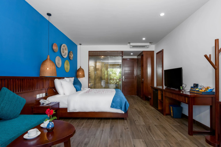 Five Rose Villas
