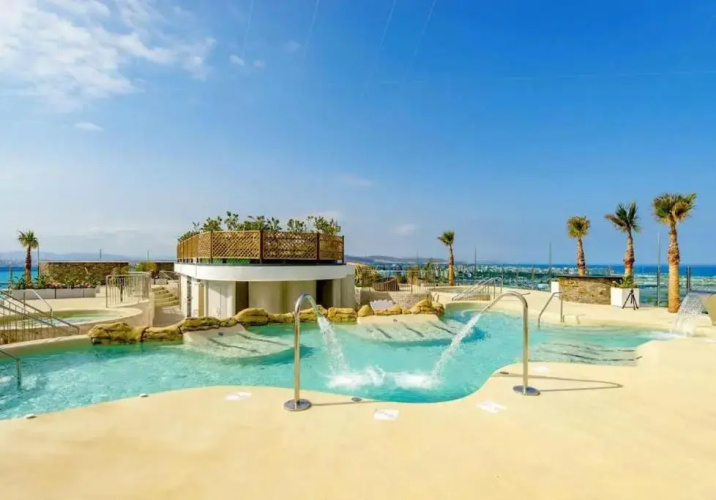 5 star Luxurious Ocean Spa Plaza