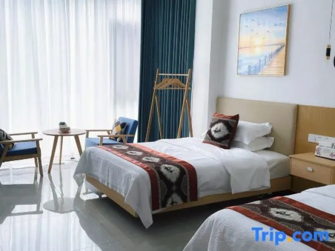 Standard Twin room with mountain view