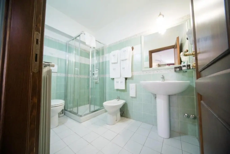 Standard Triple room with balcony