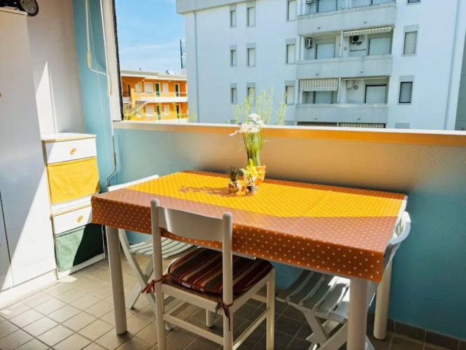 Bright Apartment With a Lovely Balcony