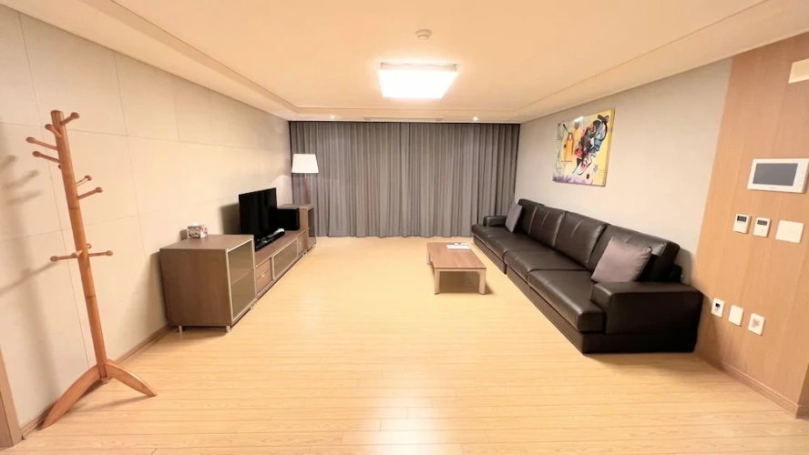 Premier Basement Suite