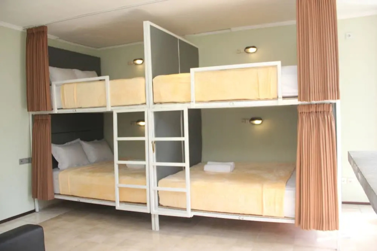 ALA Hostel
