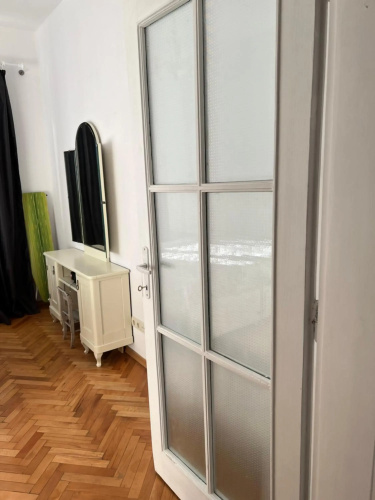 Apartment August 11