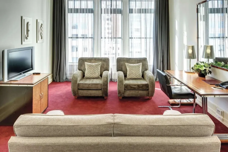 1 Bedroom Executive Double Suite