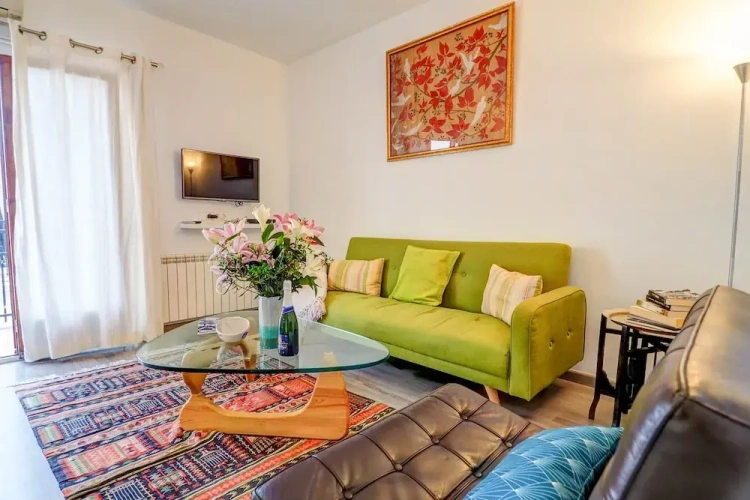 3 Bedrooms Family Apartment with balcony