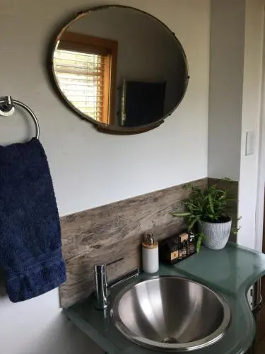 Springmead Rustic Cabin