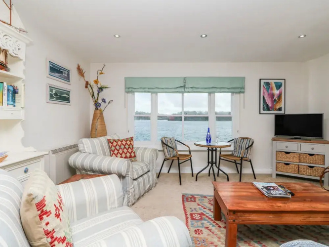 Pier Cottage