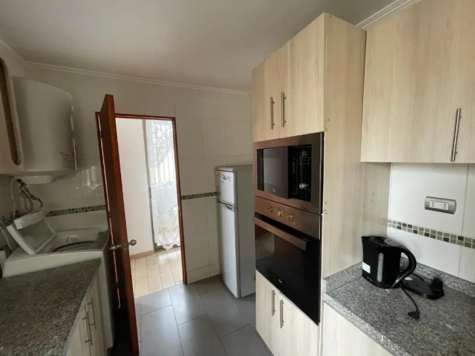 3 Bedrooms Apartment