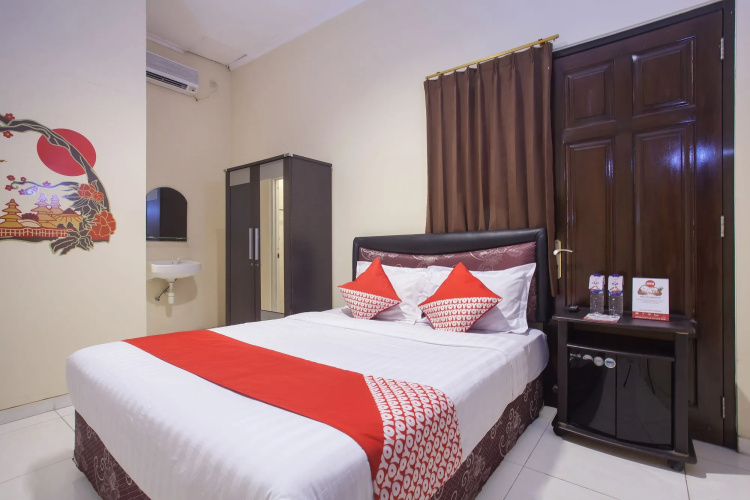 Hotel O Graha 99