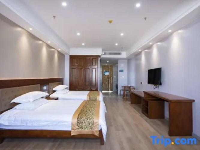 Deluxe Suite