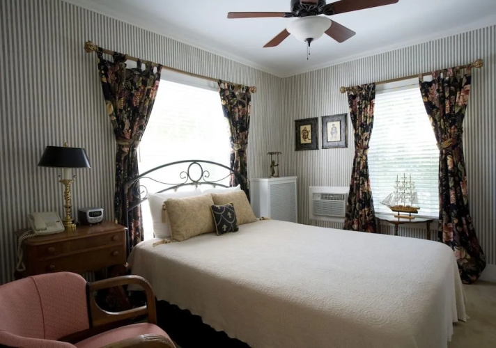 Maplewood Hotel