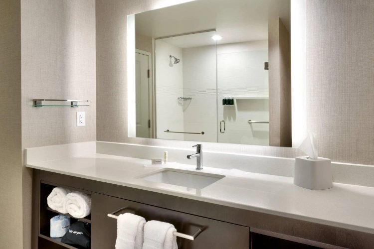 2 Bedrooms Suite