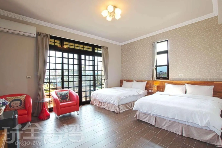 Standard Quadruple room
