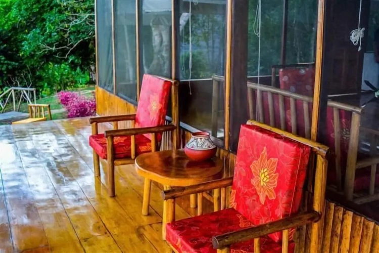 Family Bungalow with garden view