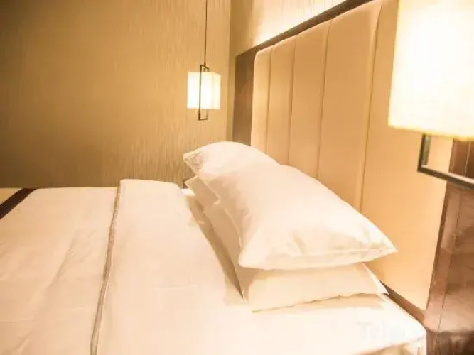 Rongjusheng Hotel
