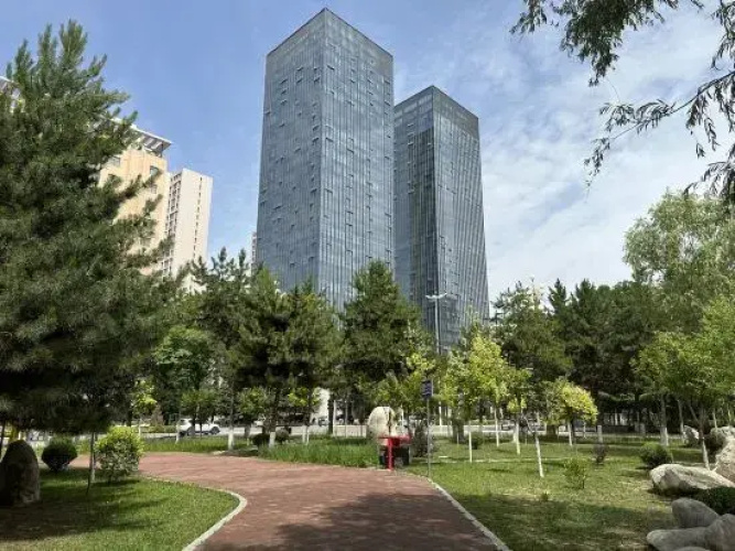 Qingyang Hongrui Yaju Hotel