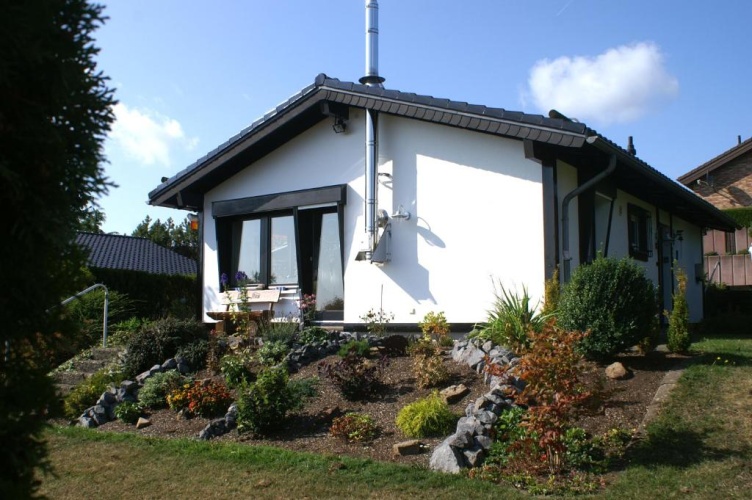 2 Bedrooms Cottage