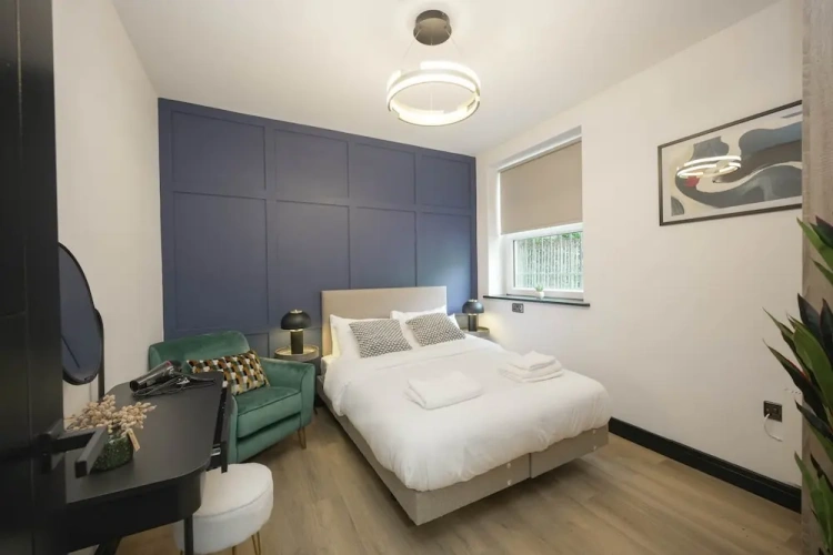 The Sixty 19 Stylish Studios and Apt.