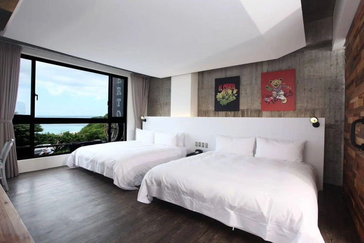 El Puerto Hotel