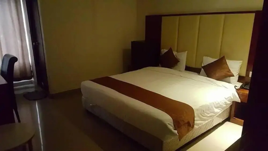 Suraj Hotel