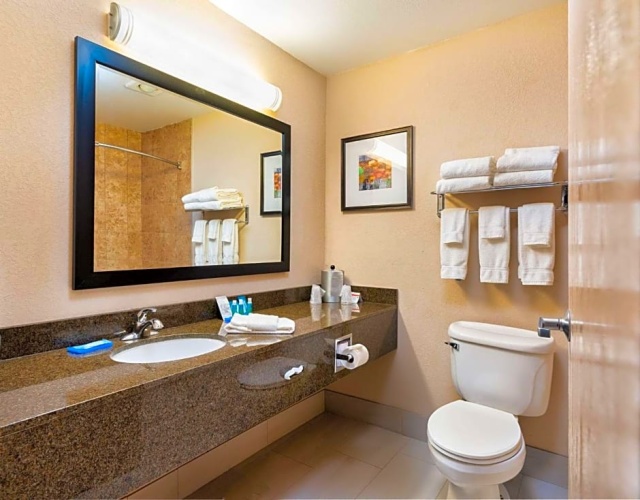1 Bedroom Quadruple Suite