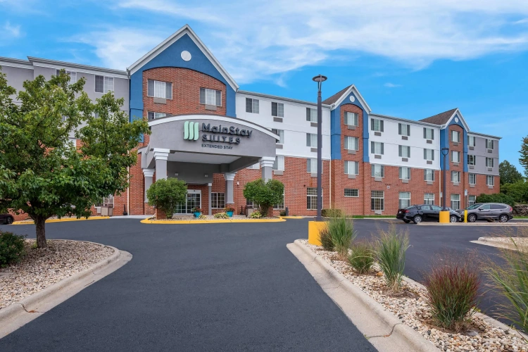 Mainstay Suites Fitchburg - Madison