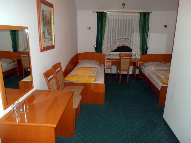 Standard Triple room with view