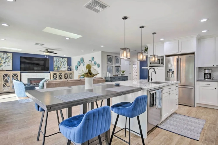 3 Bedrooms Cottage