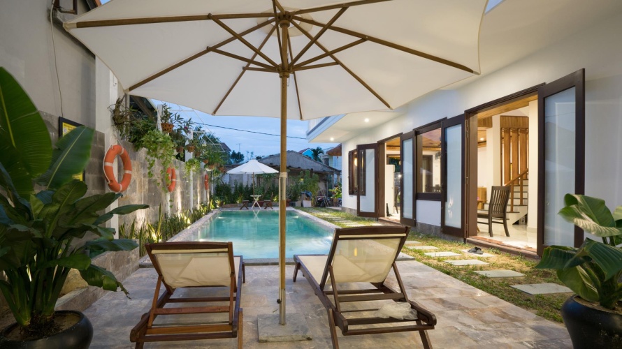 Superior Twin room with balcony