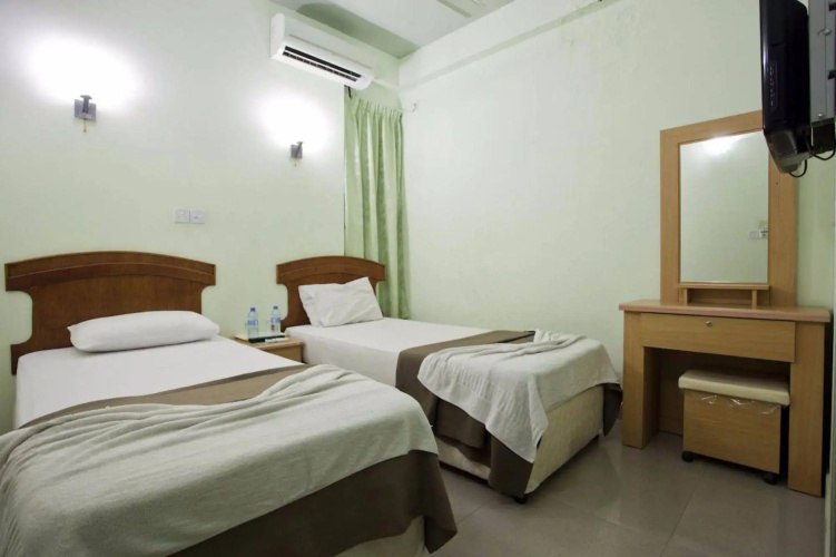 Kaani Lodge