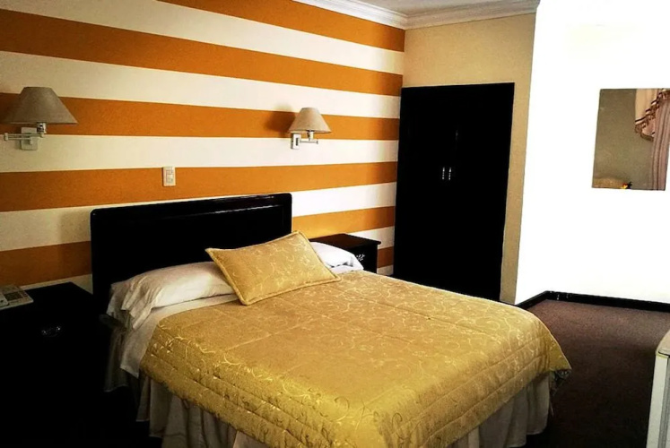 El Salvador Hotel