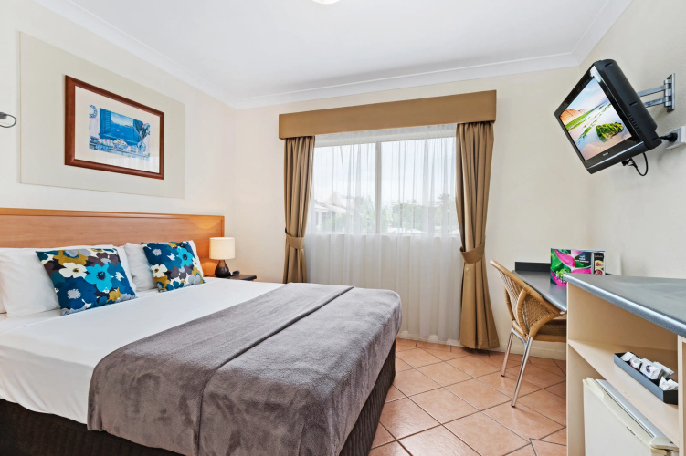 Cairns Queens Court