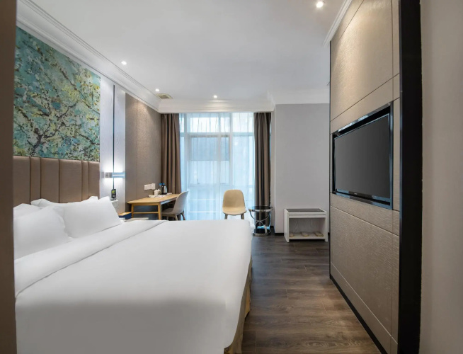 Super 8 Hotel