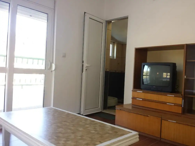 Hoxha rooms