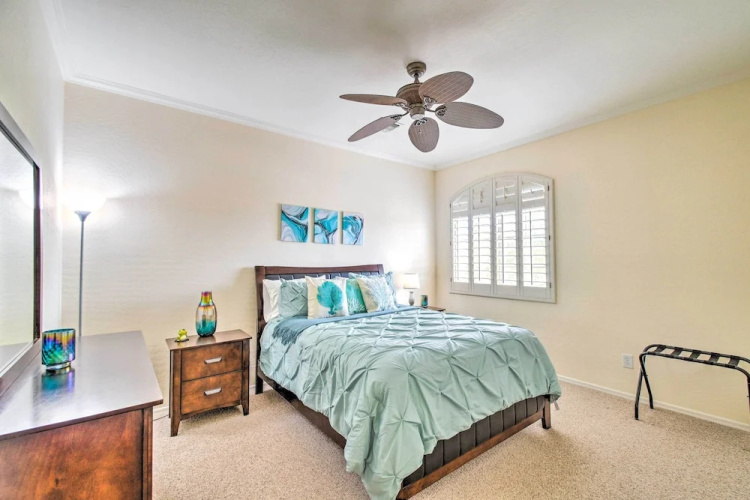 Pool, Game Room + Views: Laveen Village Getaway!