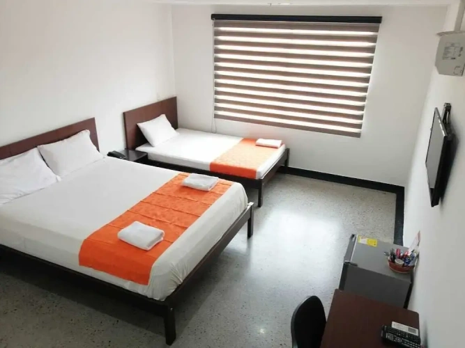 Standard Triple room