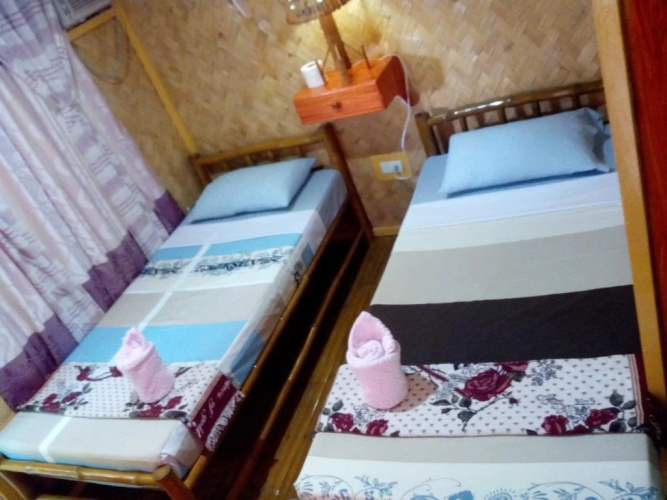 Chariz Inn