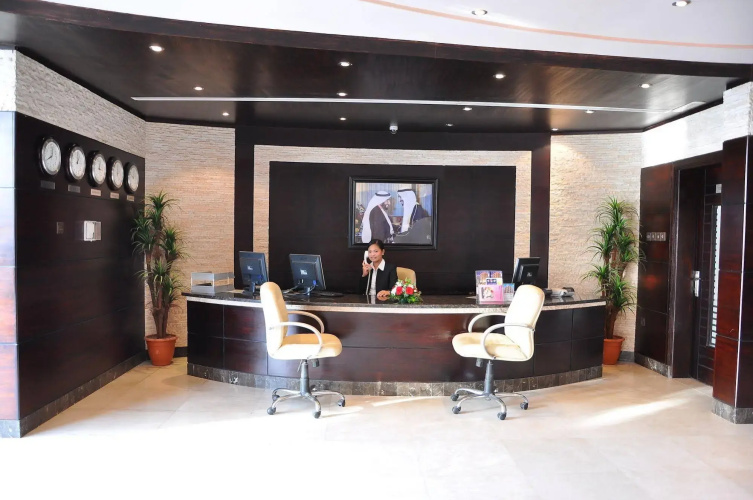 City Hotel