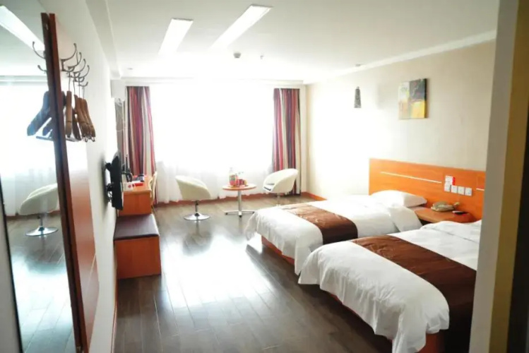 Thank Inn Chain Hotel Hebei Baoding Laiyuan New Bus Station