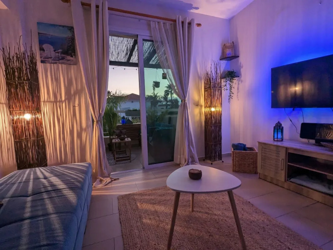 Andros Apt 2 Bed Free Wi-fi Safe Complex Pool