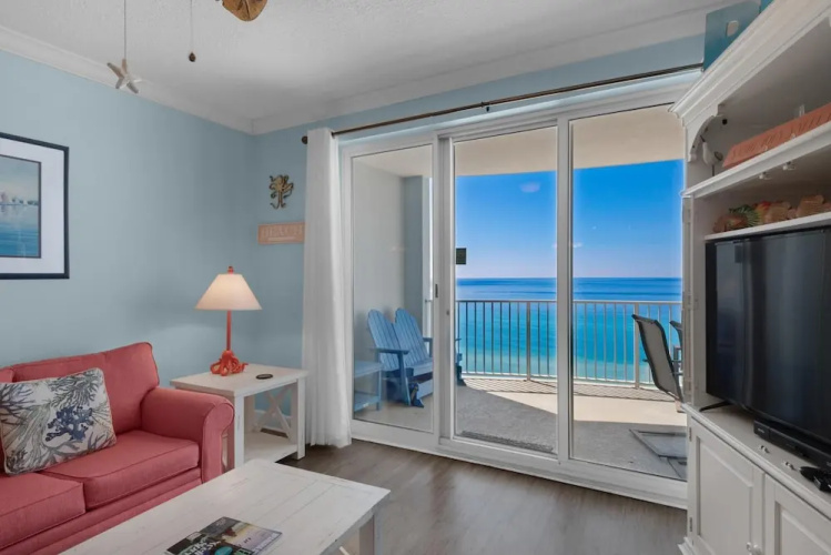 Twin Palms 1201