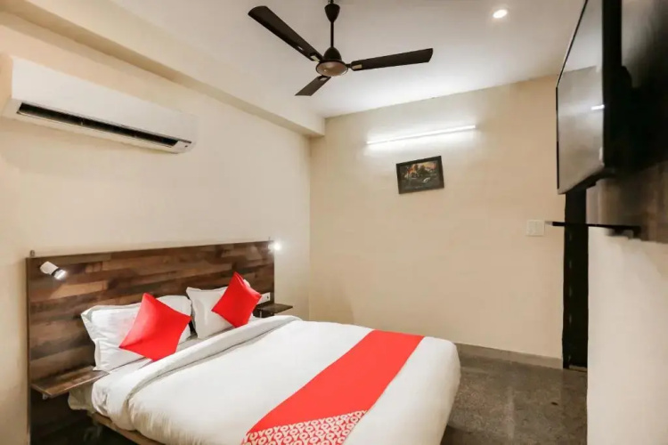 Orchid Inn by OYO Rooms