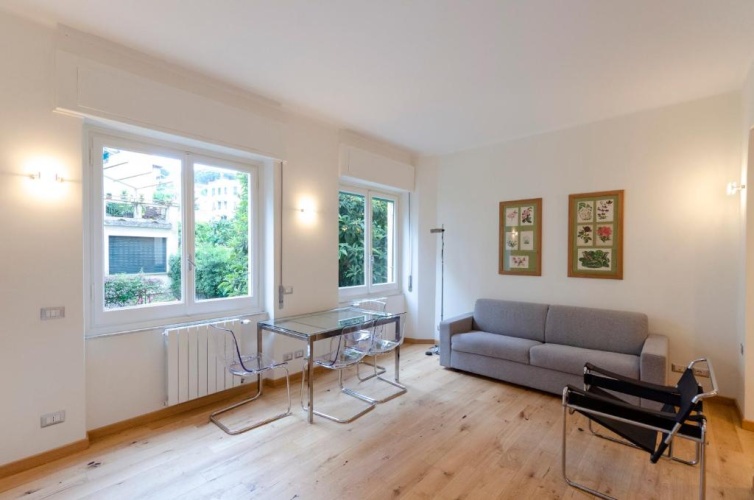 3 Bedrooms Apartment