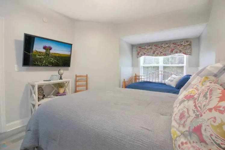 2103 Golf View Towers Lazy Bears Den